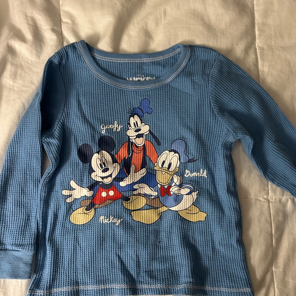 Disney boys top Mickey Mouse Goofy Donald EUC 3T